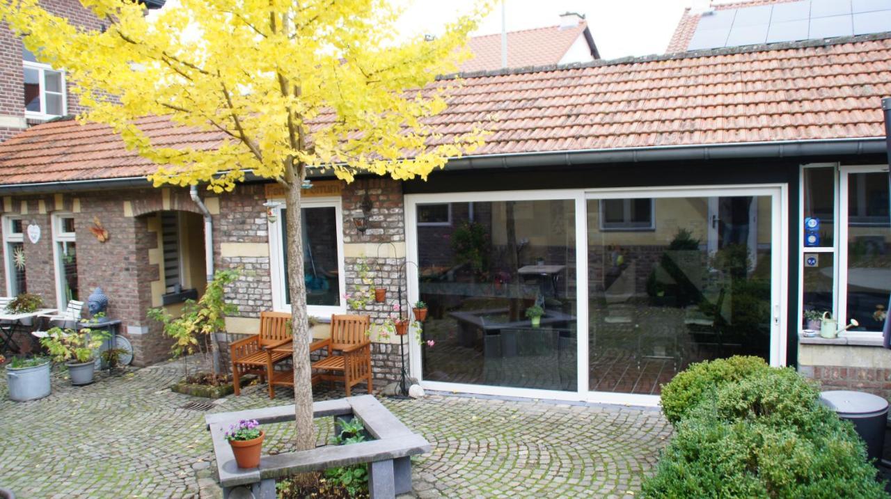 Ferrum Ferrum Valkenburg aan de Geul Bagian luar foto