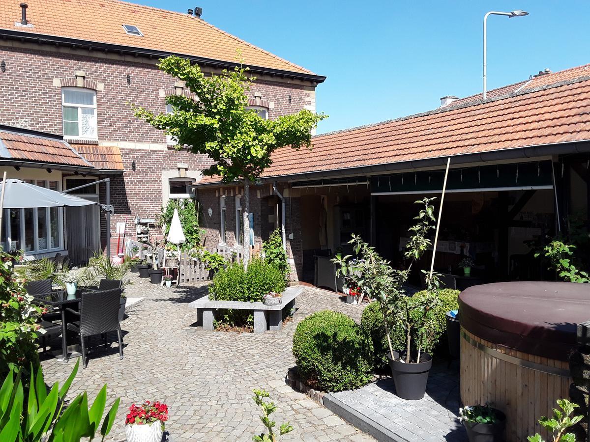 Ferrum Ferrum Valkenburg aan de Geul Bagian luar foto