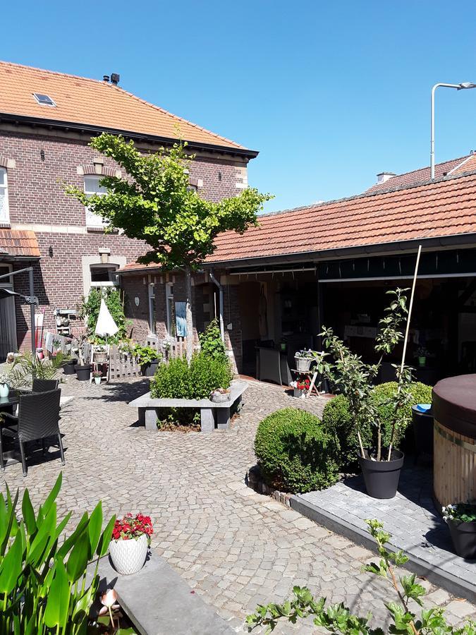 Ferrum Ferrum Valkenburg aan de Geul Bagian luar foto